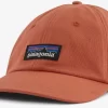 Pet Patagonia Unisex P6 Label Trad Cap Quartz Coral 2 Pet Patagonia Unisex P6 Label Trad Cap Quartz Coral -Patagonië Outdoor Sportkleding 1 38296 qzco