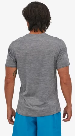 T-Shirt Patagonia Men Cap Cool Lightweight Shirt Light Plume Grey Steam Blue X Dye 7 T-Shirt Patagonia Men Cap Cool Lightweight Shirt Light Plume Grey Steam Blue X Dye -Patagonië Outdoor Sportkleding 3 45760202
