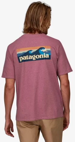 T-Shirt Patagonia Men Boardshort Logo Pocket Responsibili Tee Evening Mauve 7 T-Shirt Patagonia Men Boardshort Logo Pocket Responsibili Tee Evening Mauve -Patagonië Outdoor Sportkleding 3765520rood203