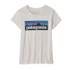 T-Shirt Patagonia Girls Regenerative Organic Certified Cotton P6 Logo Birch White 1 T-Shirt Patagonia Girls Regenerative Organic Certified Cotton P6 Logo Birch White -Patagonië Outdoor Sportkleding wbs22 62213 bcw